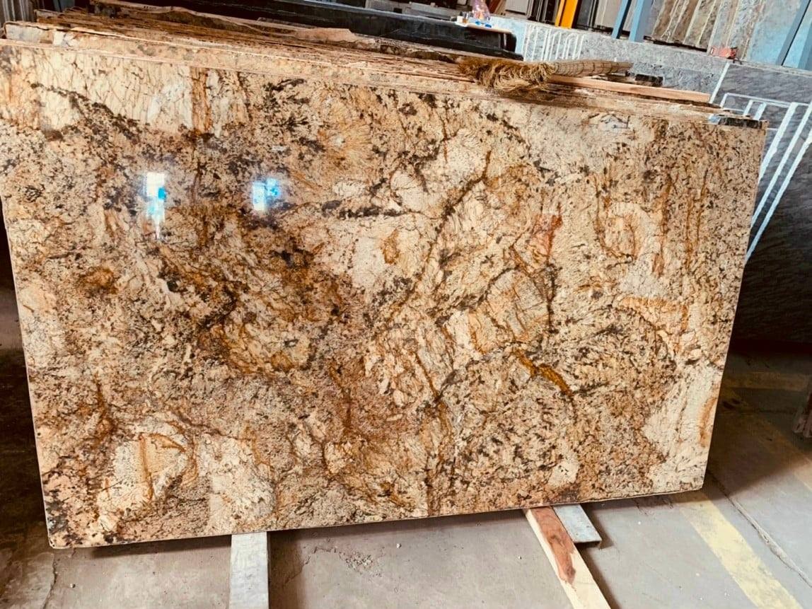 Đá Granite Gold Alaska