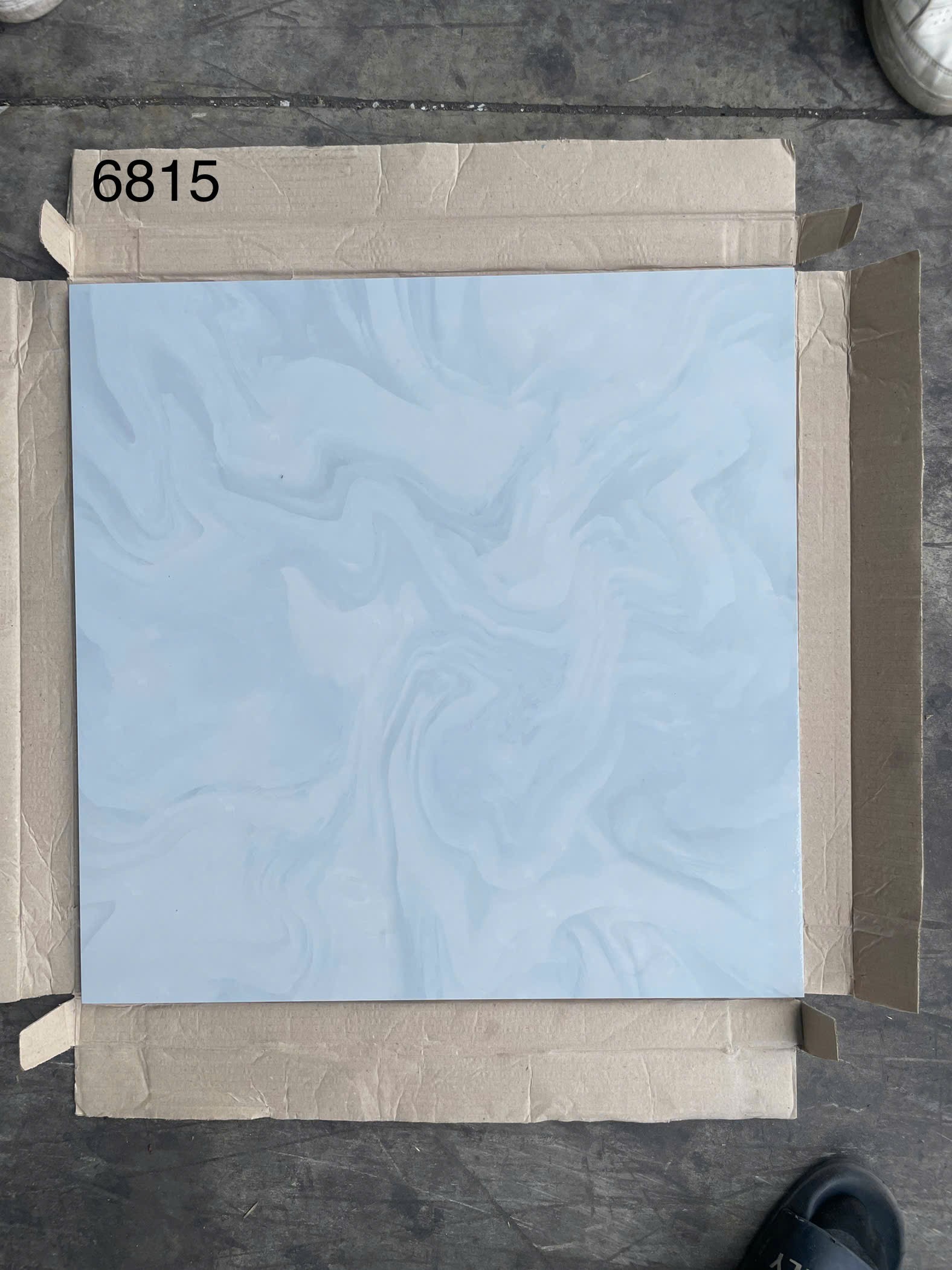 Gạch men bóng 60x60 VG6815